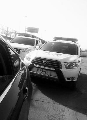 �����ع���ྯ��ǿ�в�ӵ��¾��챻������ͼ��