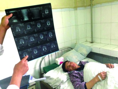 �γ���綯����ײ�γ�����������������ۣ�ͼ��