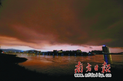 �㶫�����������ƽ�һ����ǿ�ֵ����ش��꣨ͼ��