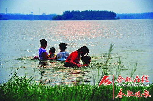 �Ϸʴ�۫ˮ������¼�Ƶ����������ͬ���裨ͼ��