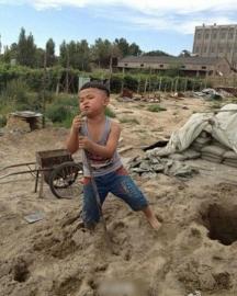 4�����޹��س����ߺ�����������걻�⡰ҡ�ڸ��񡱣�ͼ��