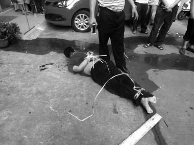 ����ѧ������СѧʱŮ�������ܺ�������10����ͼ��