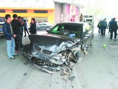 ������ʻ����������ײ���Ŷ�����ײ3����ͼ��