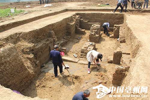 �����������ֶ�������ĹȺ��������100�����ͼ��