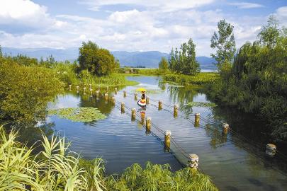 五彩大凉山大机遇大发展