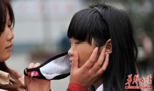 16岁女生被15名同学围殴调查:打人者多缺乏家庭关爱