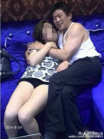 �����򽭡������ա����ٱ���ְ����Ů��ϵ��ͬѧ