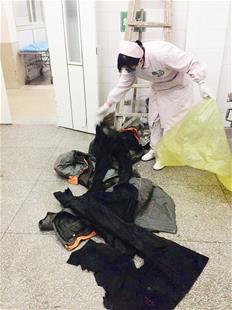 �����ڽ����������һ���ͻȻ��������������