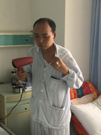 肺癌患者为妻能落户深圳强撑:11次化疗 40次放疗(图)