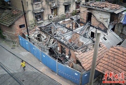 长沙一民宅凌晨突发大火六旬夫妇不幸遇难(图)