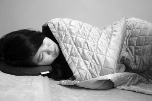 犯病女大学生(图片来源:中国吉林网)