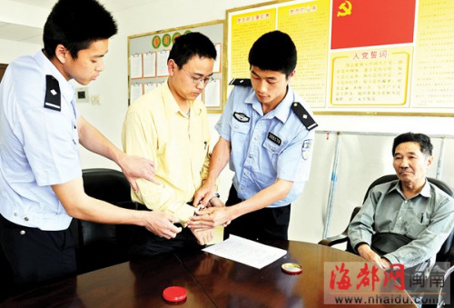 ���ݽ�ʦ��3��Ԫ��Ѱѧ��10��Ϊ�ֻ�6620Ԫ��ͼ��