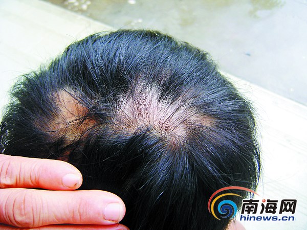 7��Ů����������չ˵ܵ��⸸�׶�����ͼ��