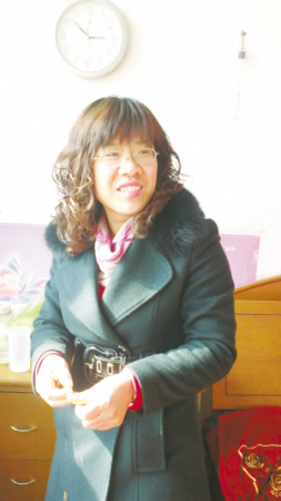 �����ʦͻ������Ѫ���ڽ�̨�ϰ��ڿδ�δ�ٵ�