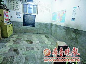 ��ʦ���ܰ�ѧ29�걻ǿ�ƽ�ɢ����ѧ������Ӧ��