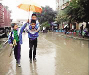 ˫��̥�ֵܱ��м�ͬѧ��ѧ5�����ͬ�����˷���