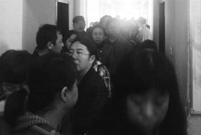 ����ѧУ������˳�������������ҳ��賿վ��