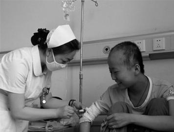 ��Ѫ��Ů���Ͽ���������ʲô��ѧ����ȥ��ͼ��