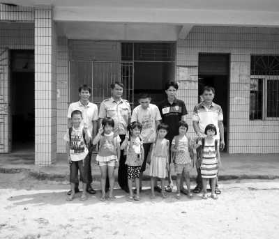 海口北港岛4名老师坚守“麻雀小学”(图)