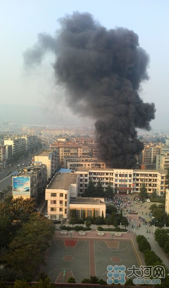 平顶山一中学突发火灾无人伤亡曾开展消防演练