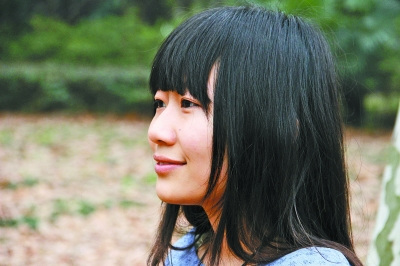 大三女孩开网店资助5贫困生成交一笔捐一元(图)