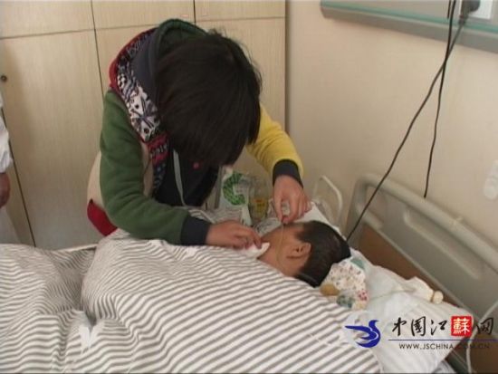 南京大二女生:植物人母亲若去世可捐献器官