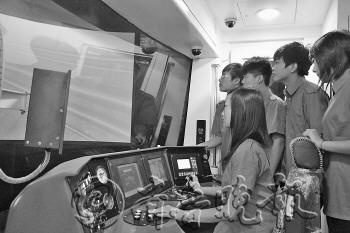 山东:非营利民职教师将享公办待遇