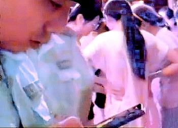 大三学生频偷拍女生洗澡 被抓称用偷拍减压(图)