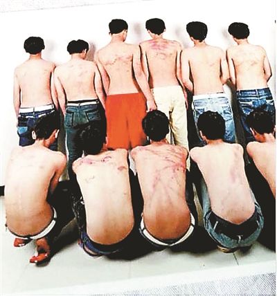 ����13��ѧ����Т�輤ŭ��ʦ����߳�3Сʱ��ͼ��