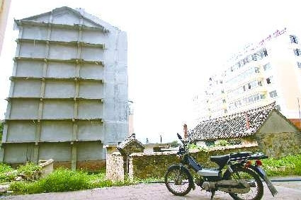 �ĸ���Ԫֻ�Ǻ�����ҵ����ס5����������β¥