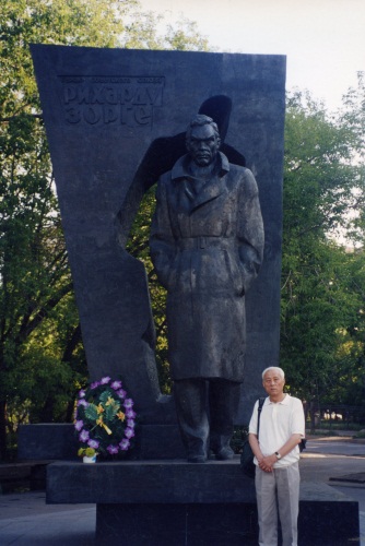 我和左尔格研究