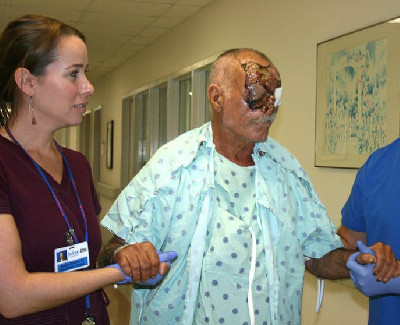 "啃脸男"被警方击毙 发狂食人原因扑朔迷离