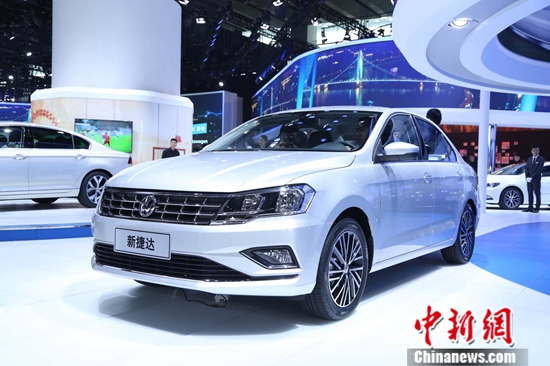 产经中心 汽车频道  在众多参展车型中,新捷达的首发亮相无疑成为一汽