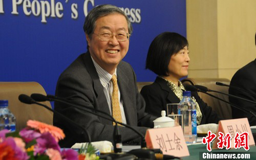 ��С��:��׼���µ��ռ�ܴ���Ȳο������Ա仯