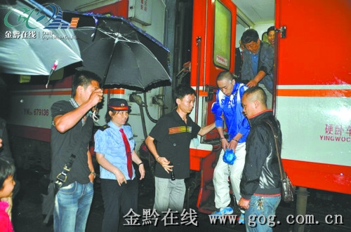 �����Ż������ơ��ϰࡱ��ȱ�ڡ�һ�η�1000��ͼ��