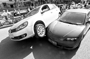 ��������Ϊ������������һ��������һ��ǰ����