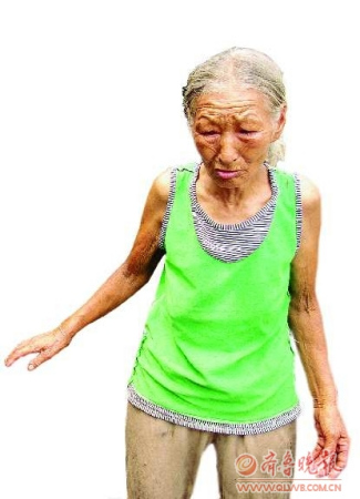 七旬老太难得赡养收泔水为生 如何维权引热议