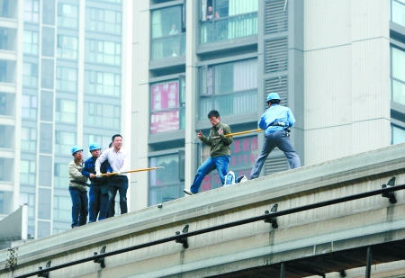 ����Ϊй����������������г�ͣ��2Сʱ���̣�ͼ��