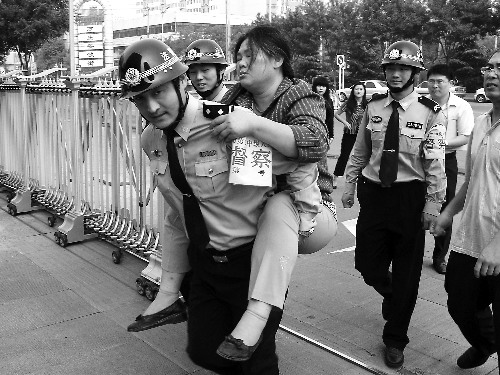 �Ϸ���������Ժ��������ɱ�������϶ᵶ�������