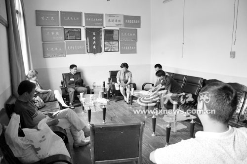 ���ӵ�����ľ����400�����硰��������ͼ��