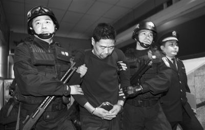 ���������ж�����΢�����ӵȷ���ȫ��׷��