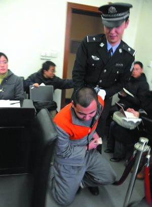 新闻中心 法治新闻     栗明说,由于每次和妻子谈