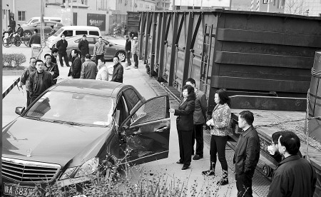 Ů�Ӽݱ��۳����������ײ������ʮ���ף�ͼ��