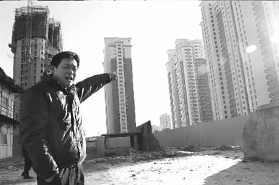 农民工被拖欠工资400万讨薪7个月被推来推去