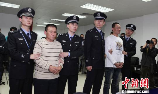 公安部指挥抓获两名台湾重大通缉犯 移交台湾警方