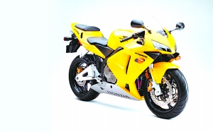 ������������ֵ20��Ħ�����Ƿ�����ѭ��͵��