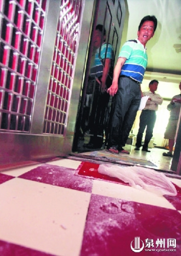 ����ұ����ǻ����⡰����Ĺ�������߱�����ͼ��