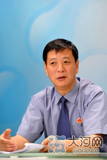 河南省检察院副检察长李自民做客大河网