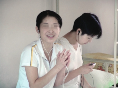 ��Щ�������õ�Ů�ӣ�ǿ�ƽ䶾�����Ů��Ա��ͼ��