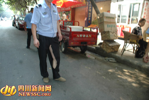 Ů�̷����ְǳǹܿ����غ𡰳ǹܴ��ˡ���ͼ��